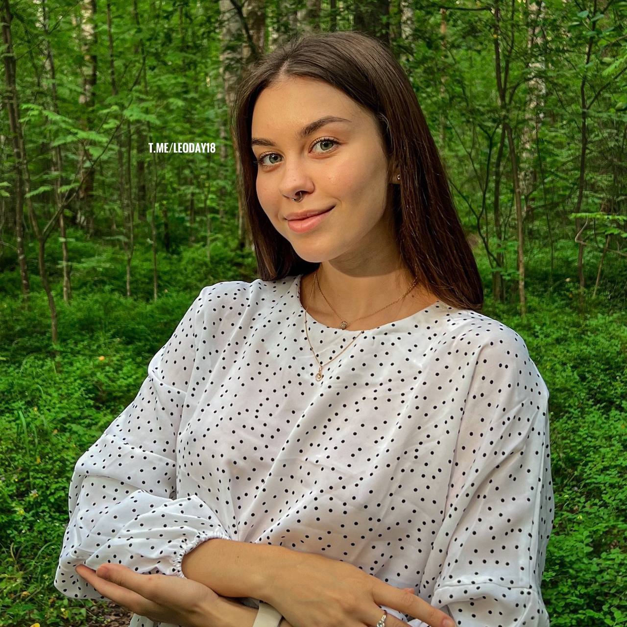 Стройная и нежная крошка с похотливой натурой ищет кекс без обязательств. 