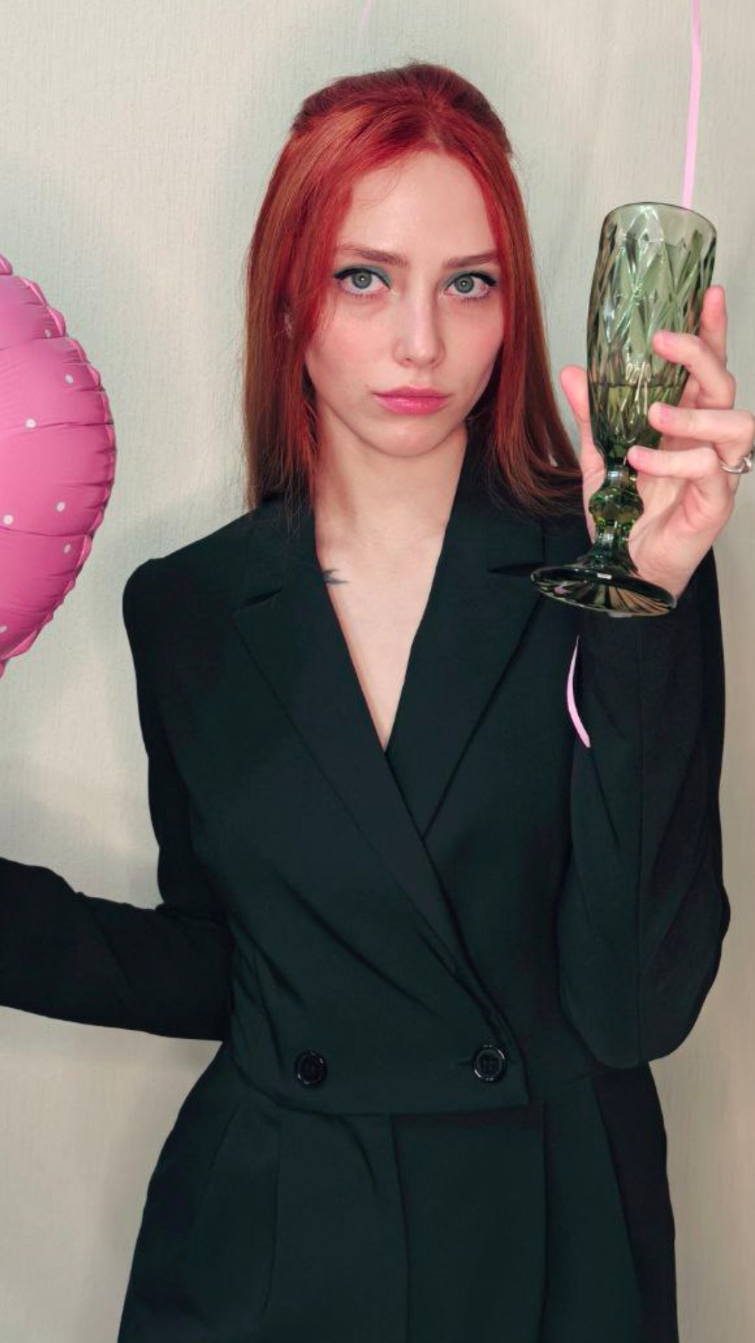 Masha and veronika babko blow job - noirot.net.ua